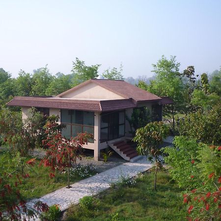 Lakhimpur V Resorts Dudhwa Wilderness Camp المظهر الخارجي الصورة